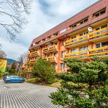 Apartment Emili Przy Centrum - 5d